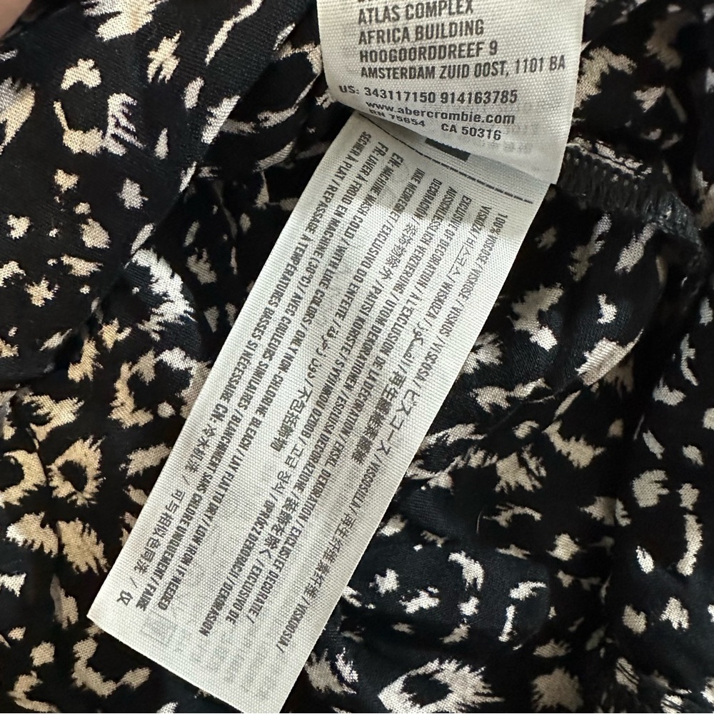 Hollister Leopard Print Mini Skirt XS - Picture 3 of 4